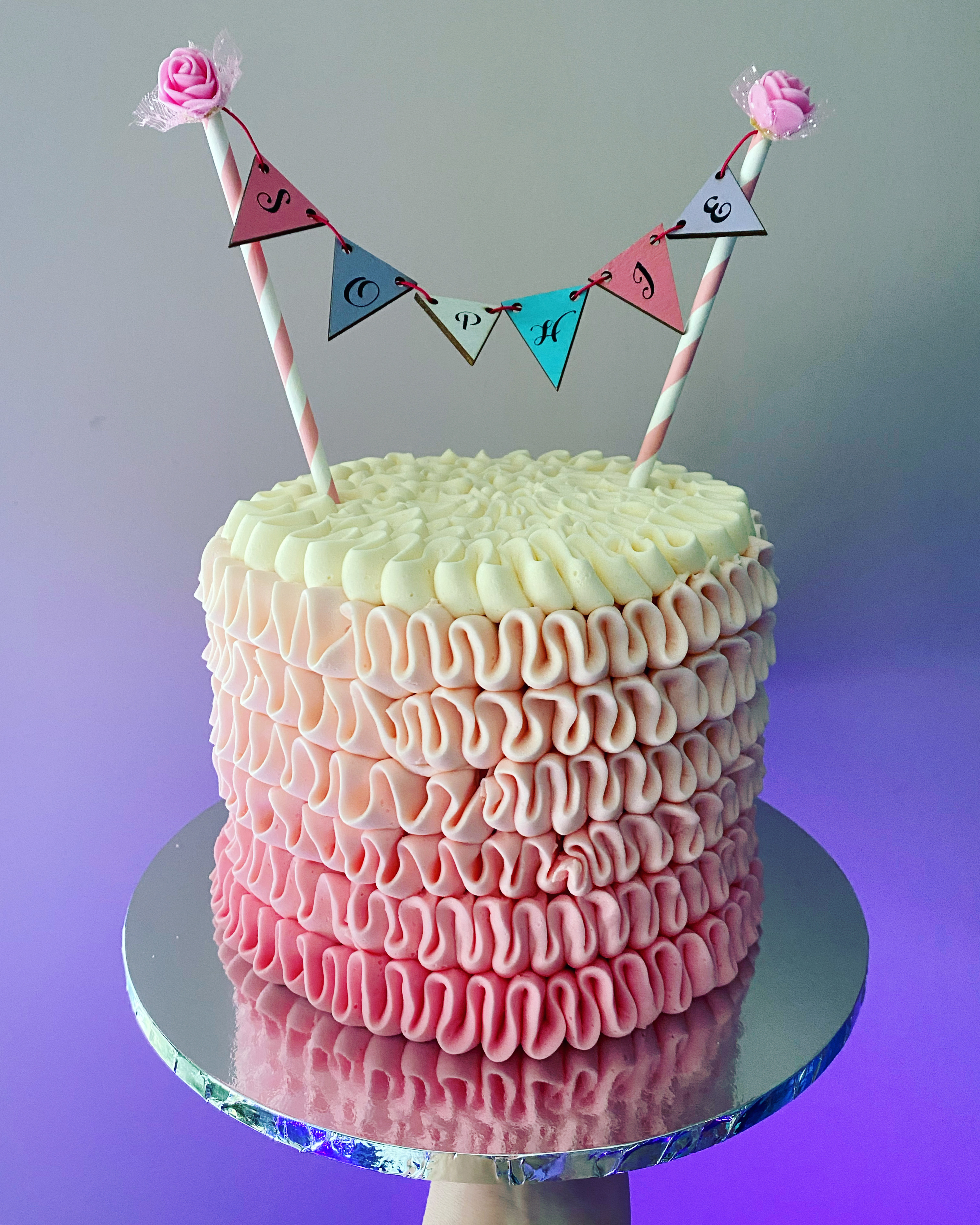 Ombré Ruffle (tall, with bunting)